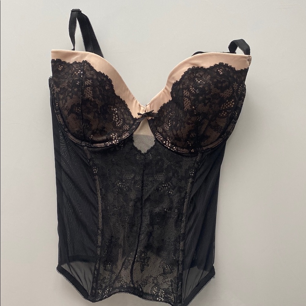 Elegant Black and Cream Lace Bustier